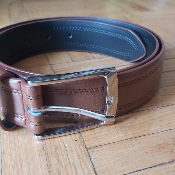 Jones New York Other - Brown leather belt size 42